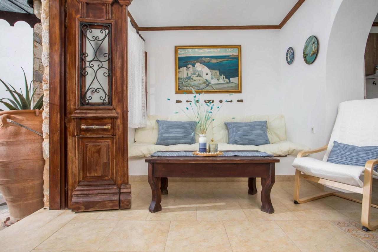 Anna'S House Traditional Chalki Town Extérieur photo